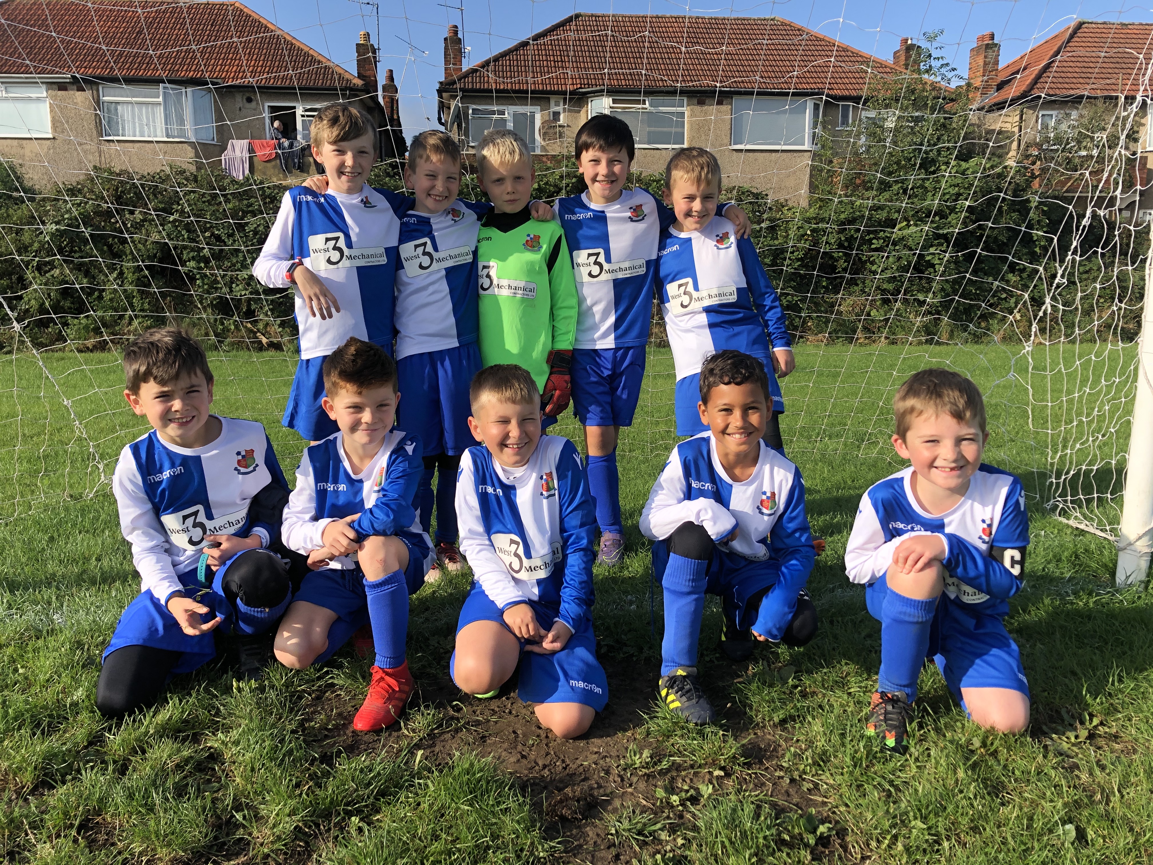 Wealdstone Youth FC Team Photo