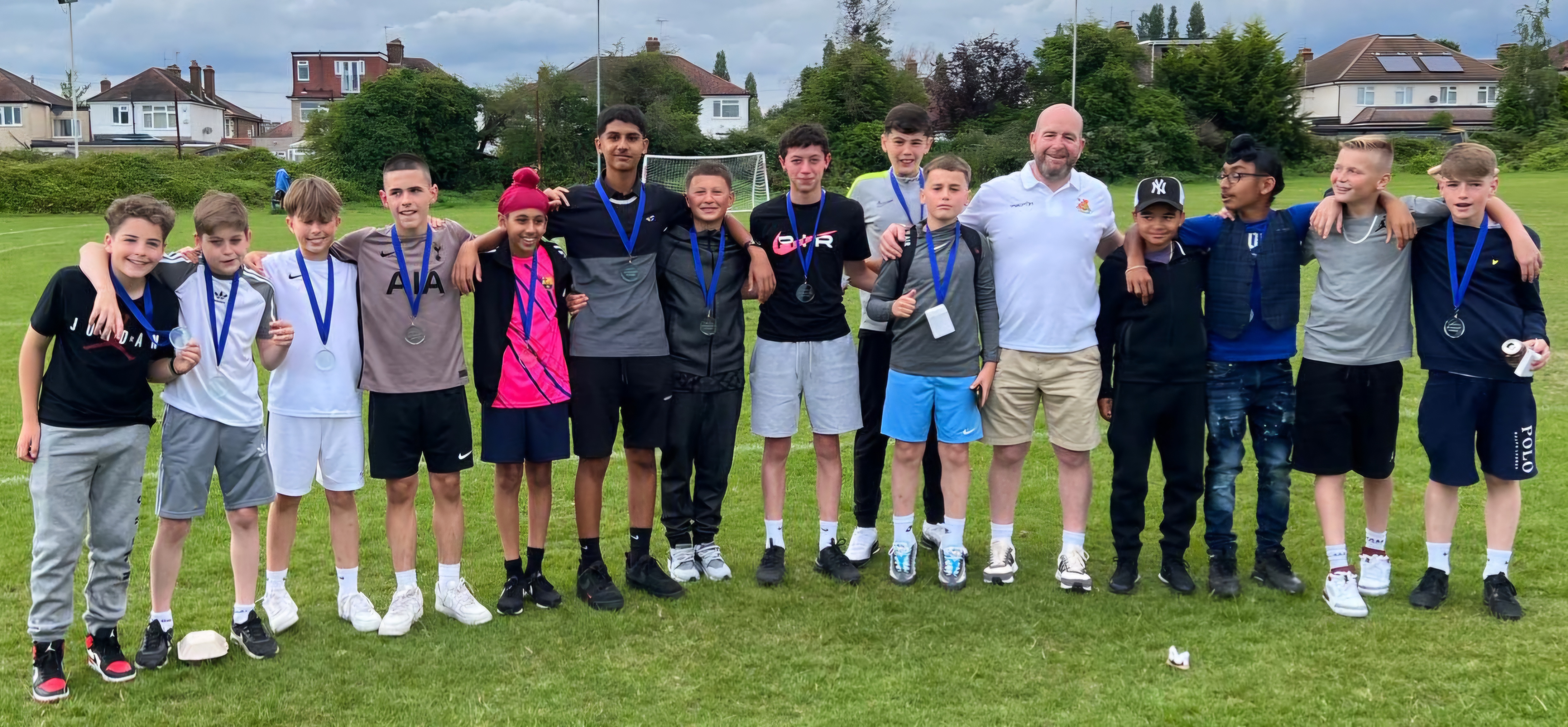 Wealdstone Youth FC Team Photo