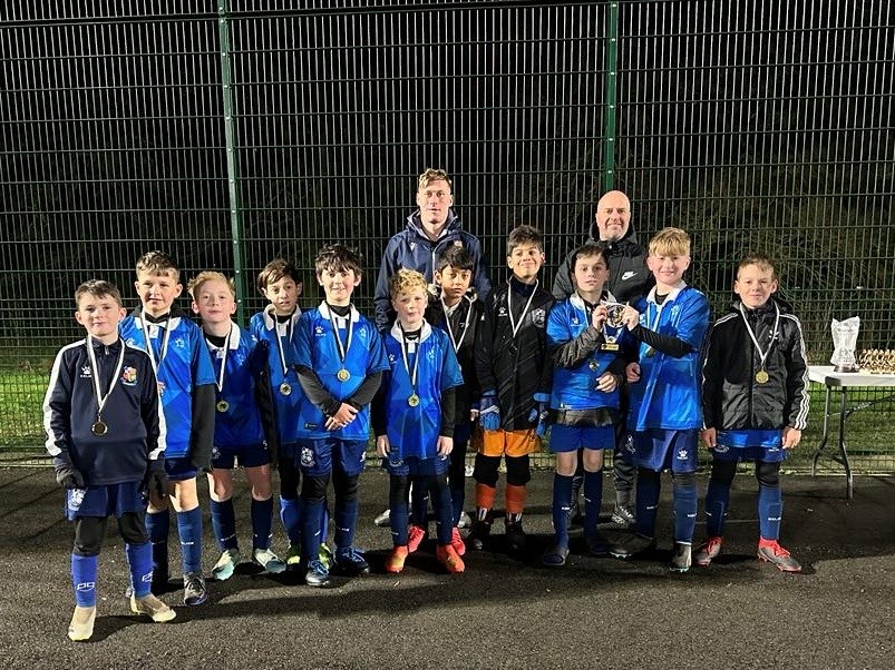 Wealdstone Youth FC Team Photo