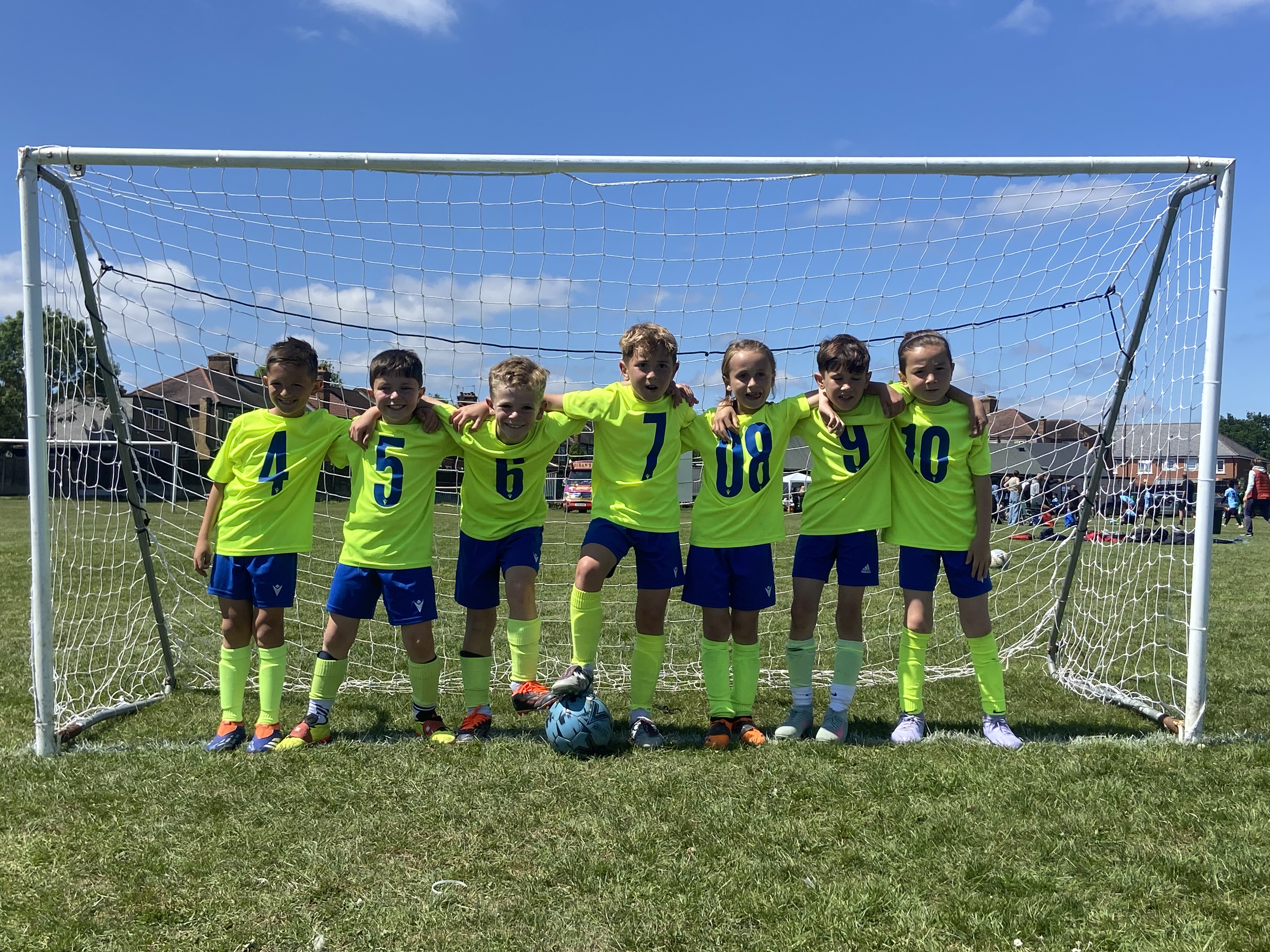 Wealdstone Youth FC Team Photo