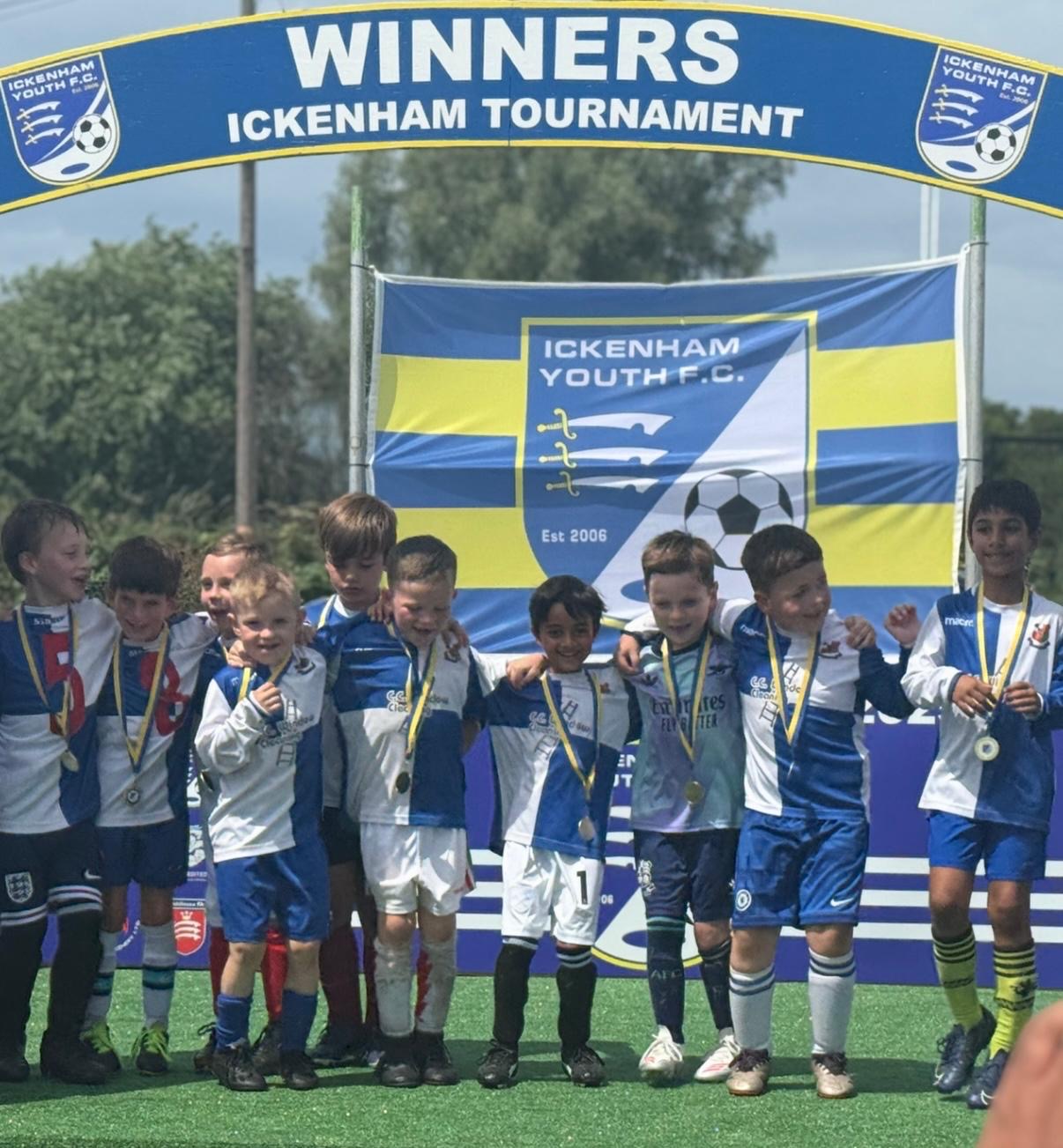 Wealdstone Youth FC Team Photo
